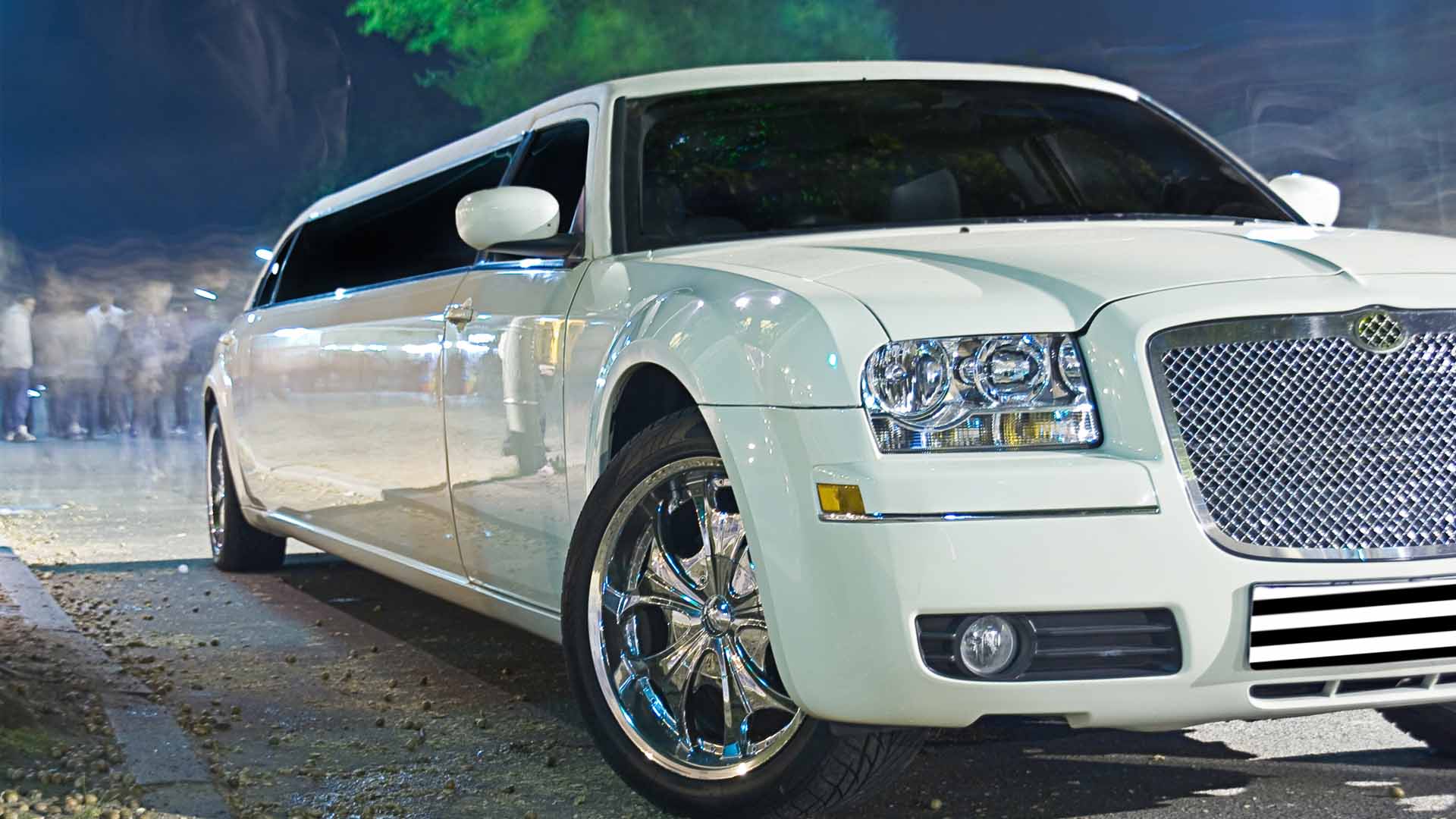 Hiring a Limousine Service in Los Angeles