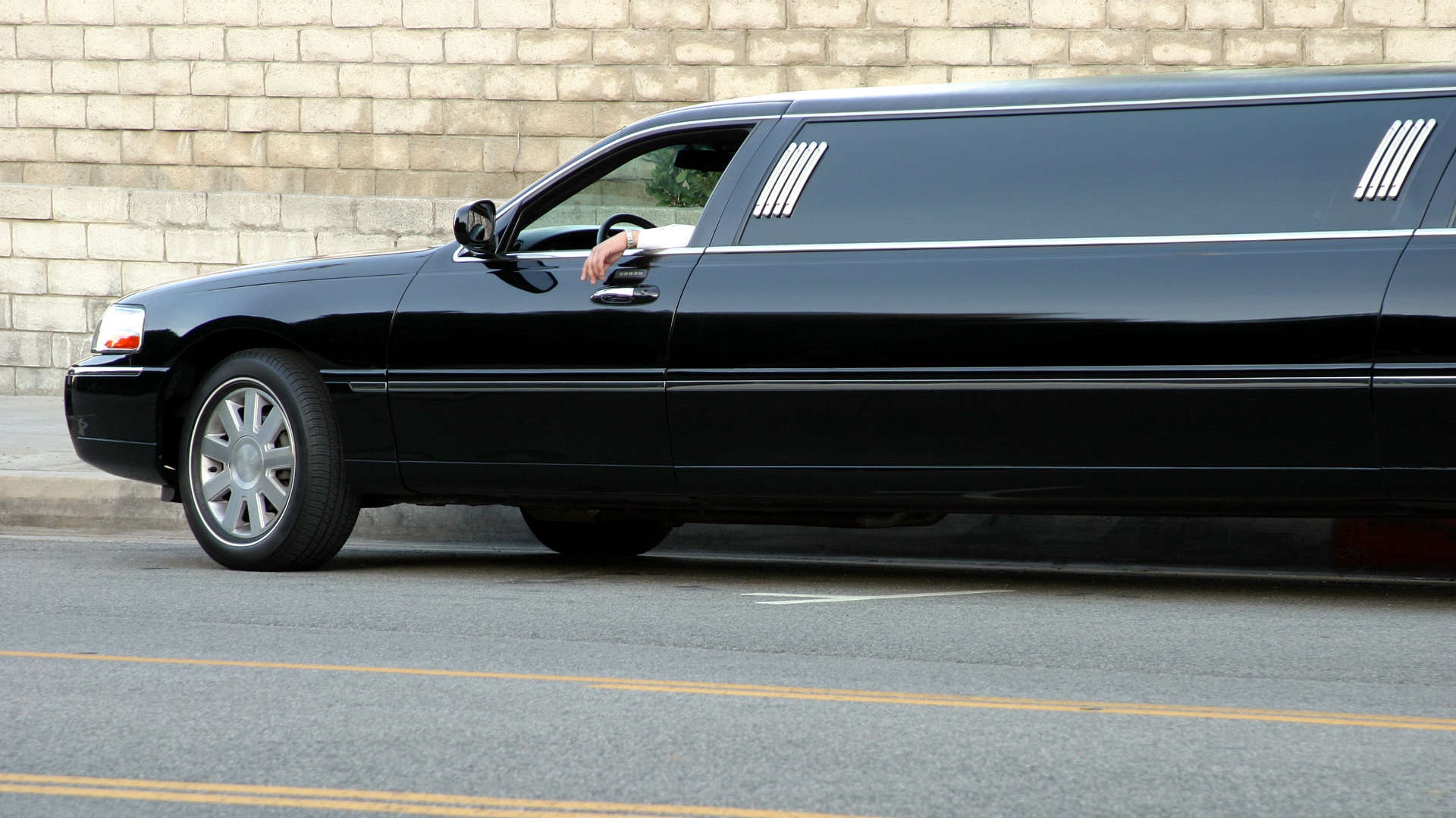 Hiring a Limousine in Los Angeles